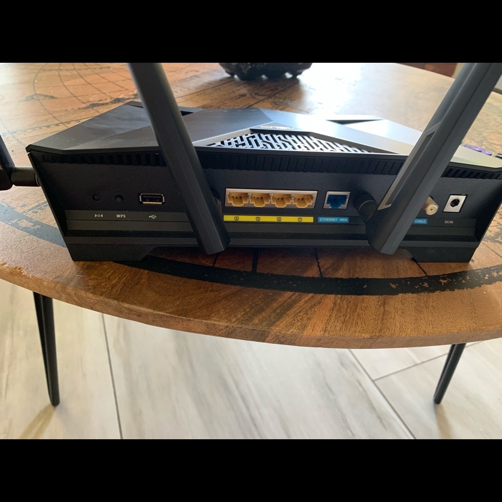 Dual Wireless Router (Asus) - Picture 3 of 4